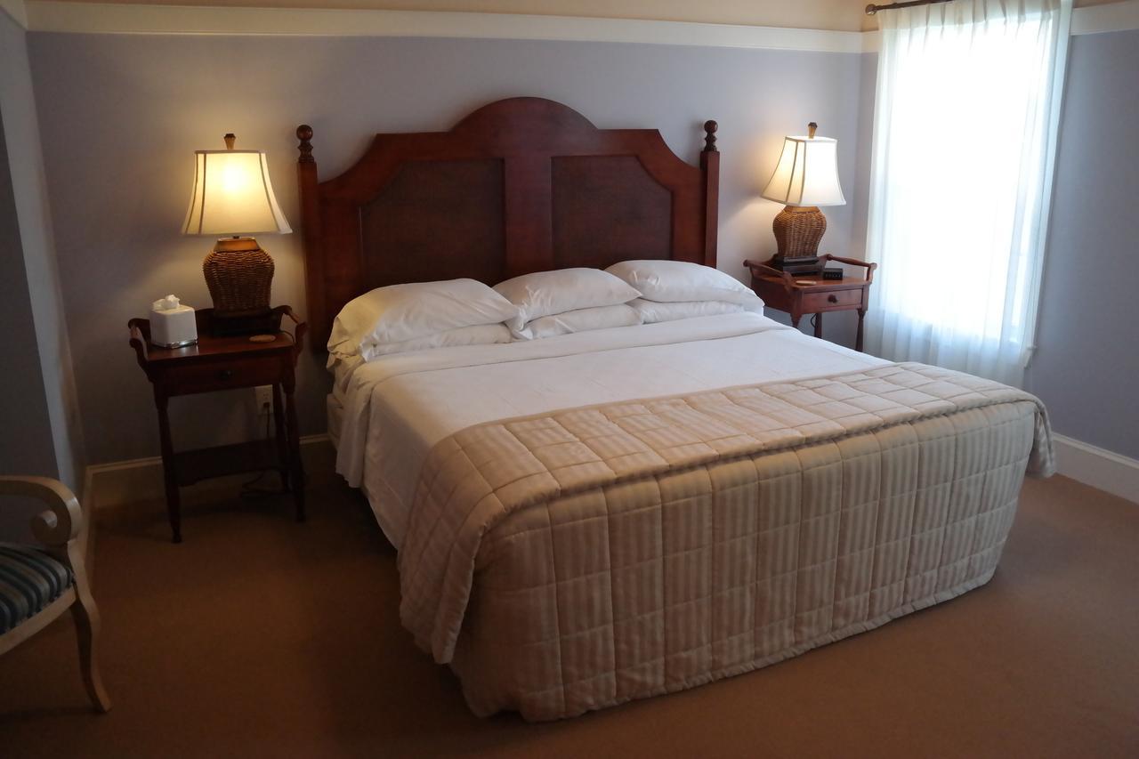 فيرجينيا بيتش Beach Spa Bed & Breakfast الغرفة الصورة